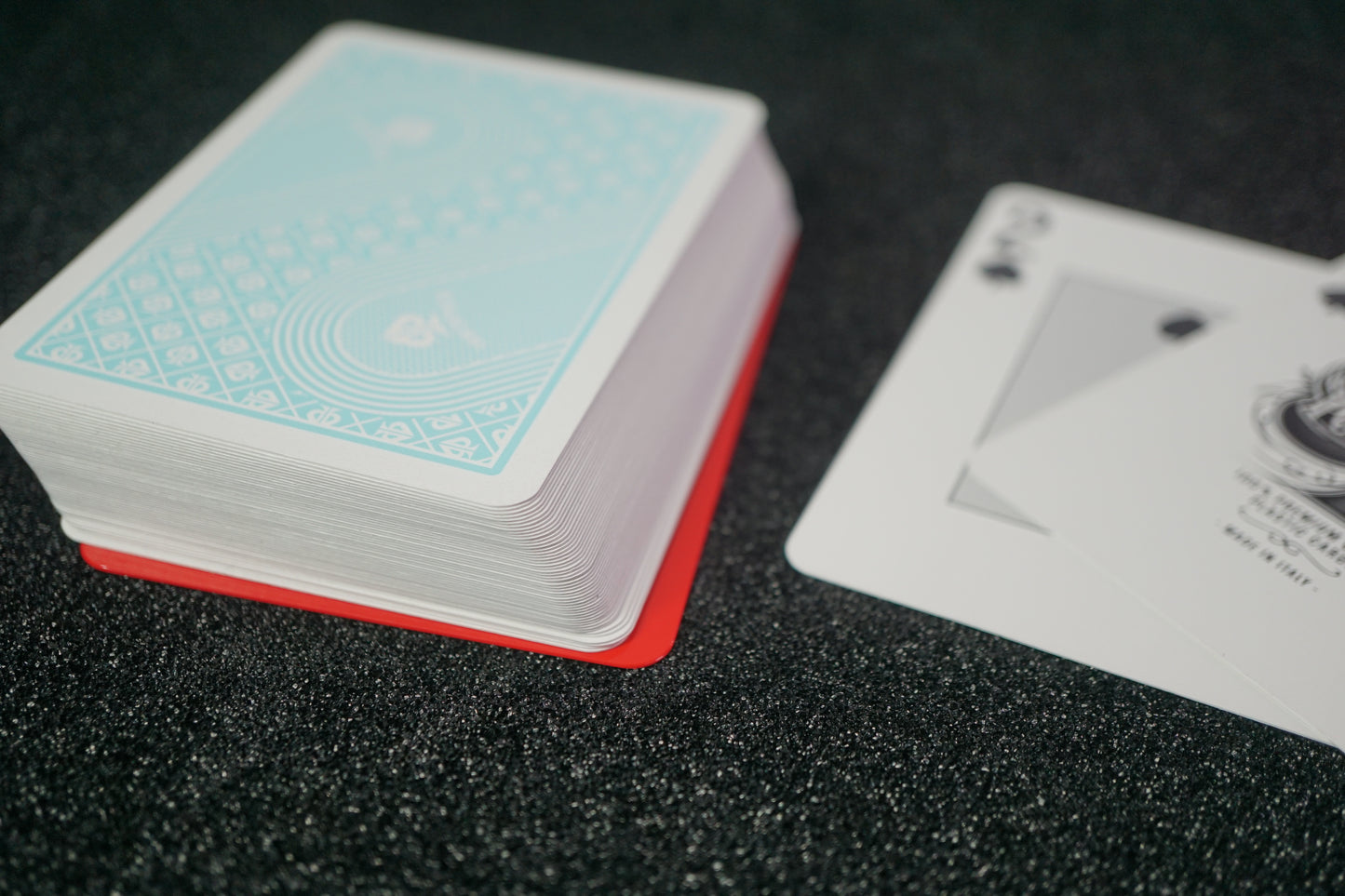 Pack of 10 cut cards / 100% plastic protective cards for poker