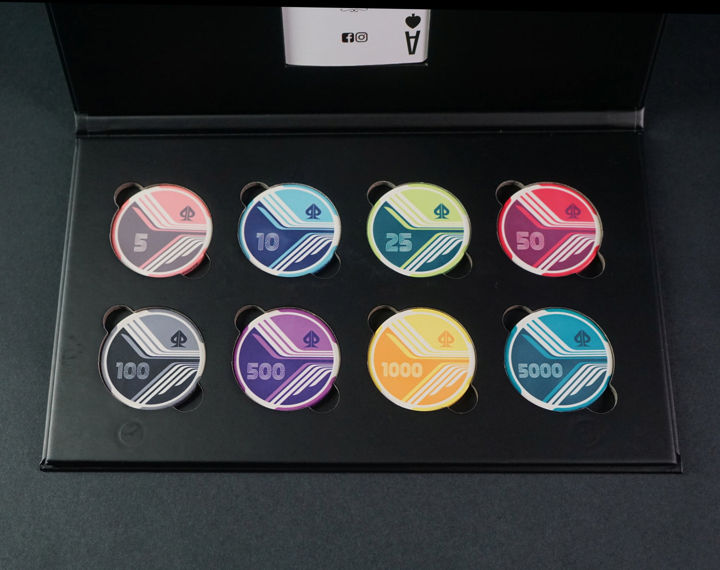 “Airlines” Pro Sample Set - 8 ceramic poker chips