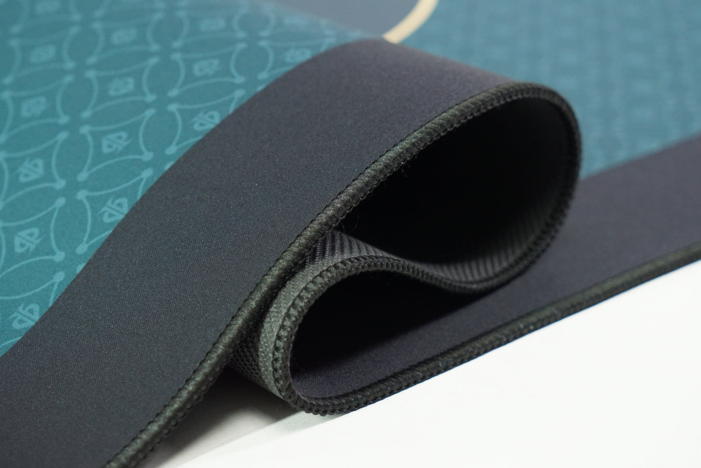 PRO BLACK - XXL professional poker mat 200cm or 160cm black