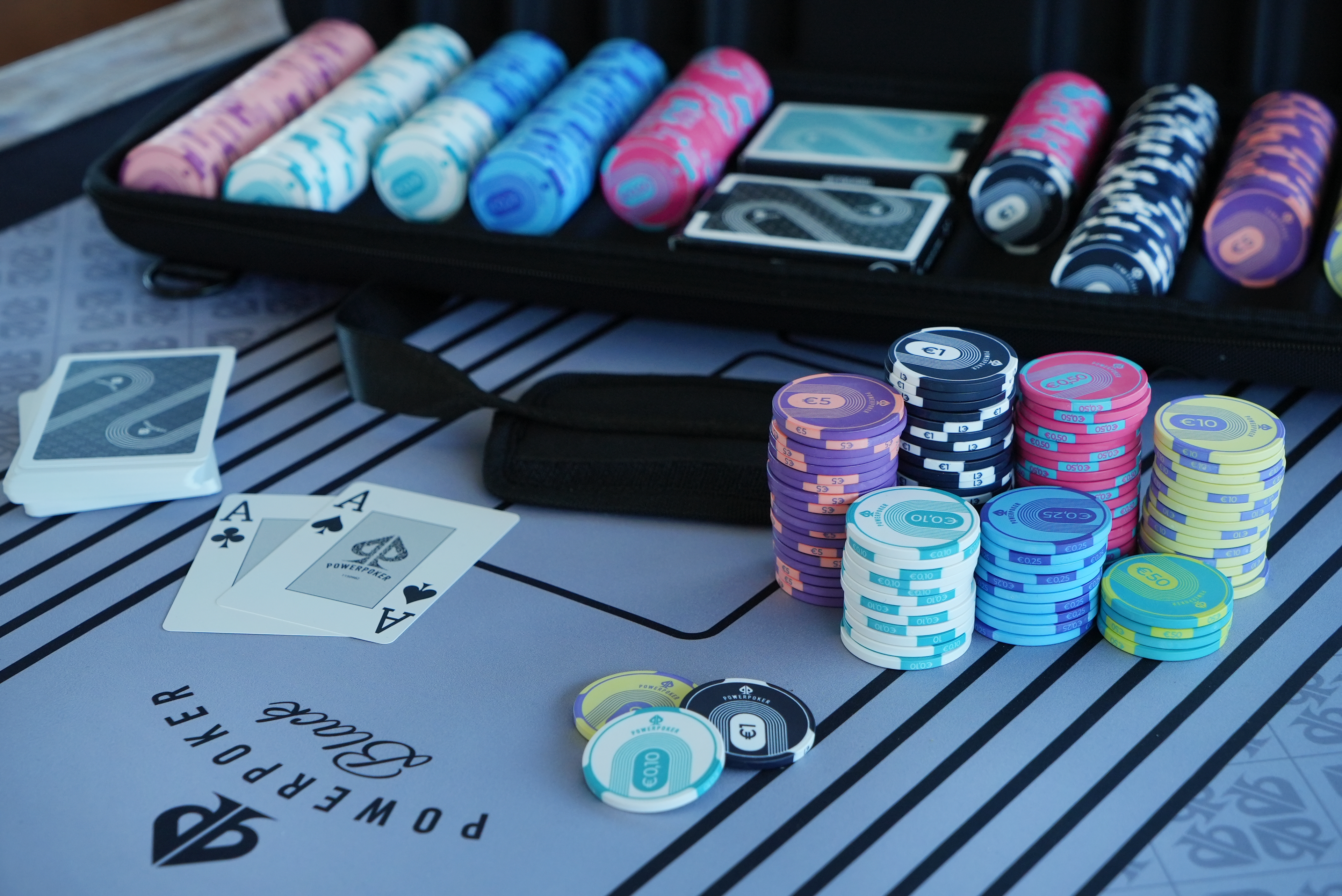 Poker Chip Case  SLOWPLAY - Premium Poker Equipment